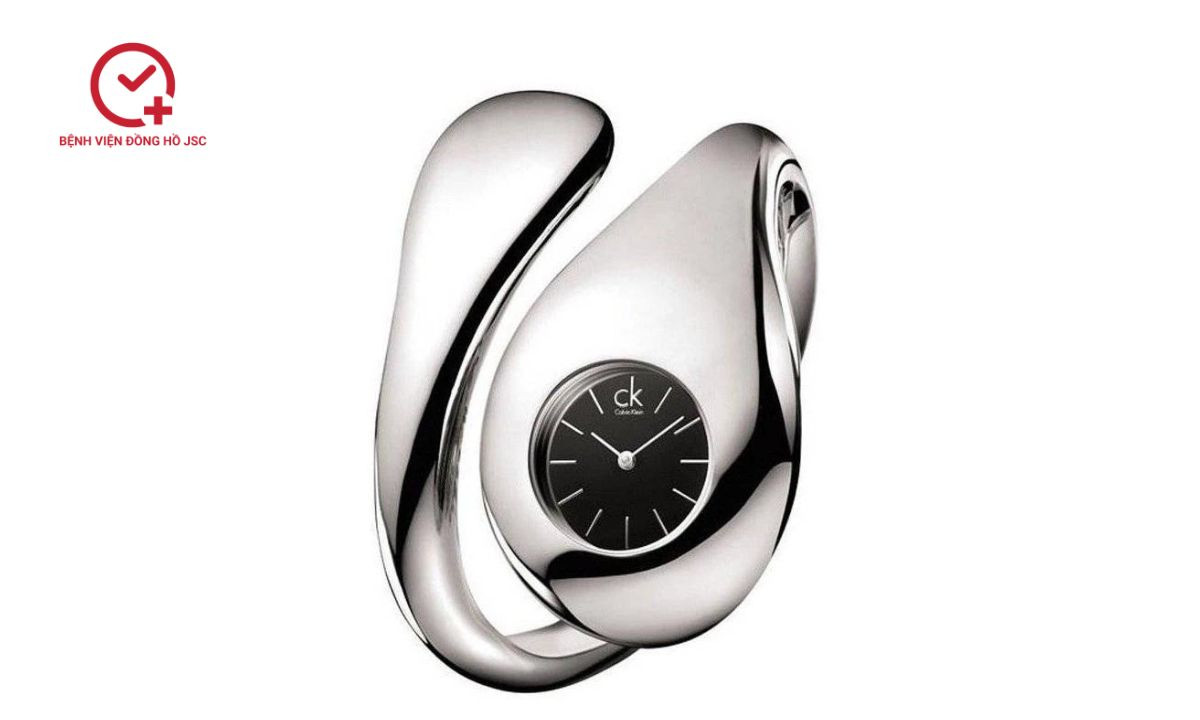 Đồng hồ Calvin Klein Hypnotic với thiết kế dây đeo độc đáo