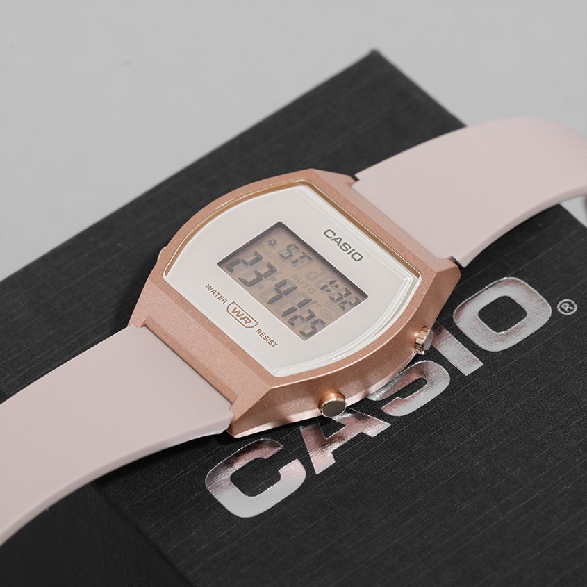 Đồng hồ đeo tay Casio LW-204-4ADF 35mm cho nữ, mặt chữ nhật năng động, cá tính