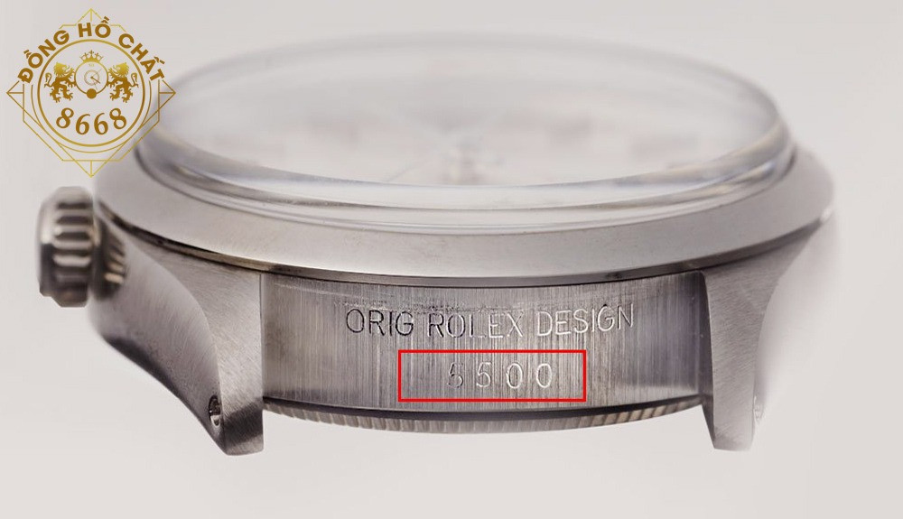 Dãy số seri đồng hồ Rolex Replica được khắc trên phần thân máy tại vị trí góc 6 giờ
