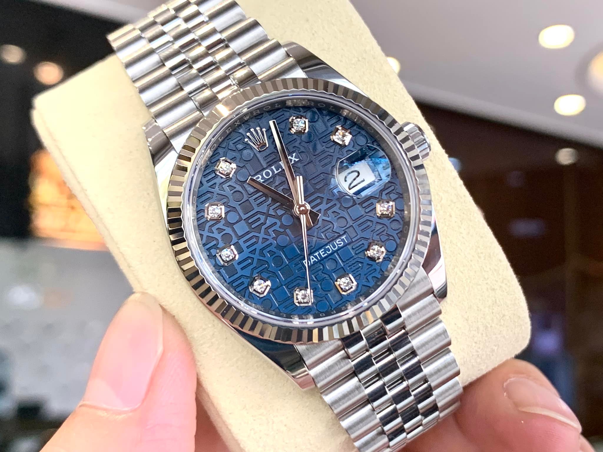 Đồng Hồ Rolex Nam Giá 3 Triệu: Cơ Hội Hay Cạm Bẫy Đẳng Cấp?