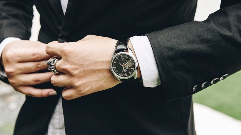 Đồng hồ lý tưởng cho người ở độ tuổi trung niên