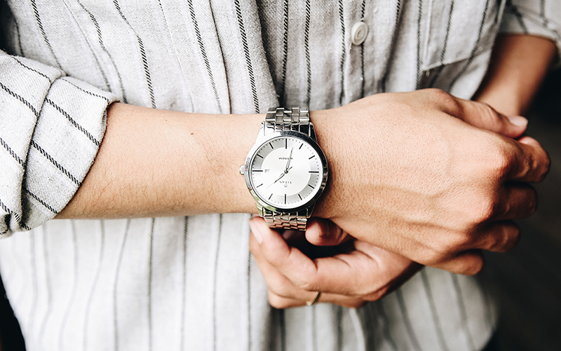 Đồng Hồ Casio Cho Người Lớn Tuổi: Chọn Lựa Hoàn Hảo Cho Sự Tiện Lợi Và Tin Cậy