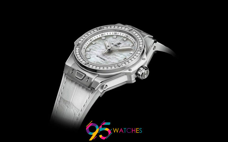Chức năng hiển thị giờ, phút, giây chính xác của đồng hồ Hublot Geneve Quartz