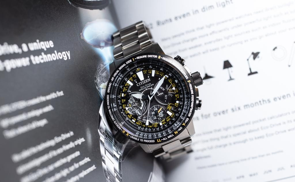 Đặc điểm của mặt kính Mineral Glass khi thay thế đồng hồ Citizen