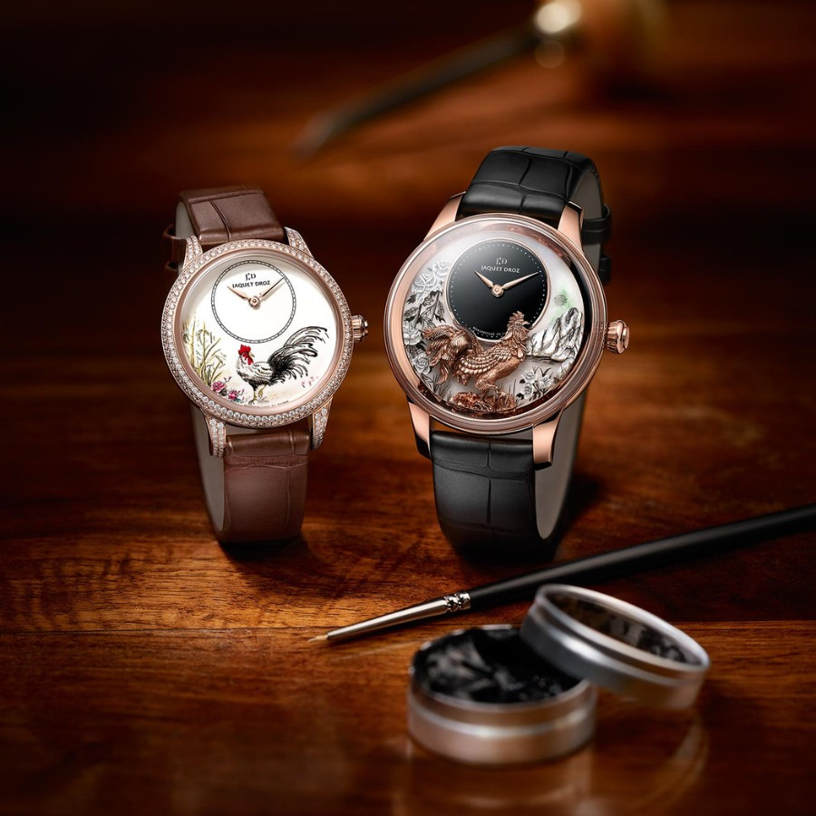 Mặt số đồng hồ đeo tay độc lạ Jaquet Droz hình gà trống thủ công, mang ý nghĩa phong thủy