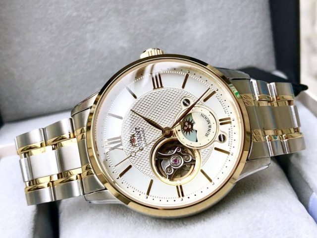 Cửa hàng đồng hồ Orient