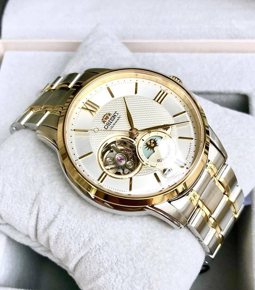 Cửa hàng đồng hồ Orient đẹp
