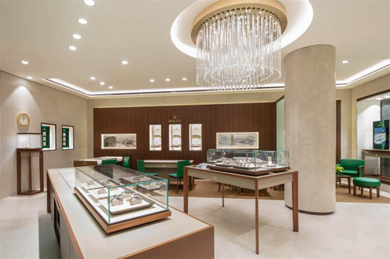 Cửa Hàng rolex chính hãng tại Tràng Tiền Plaza