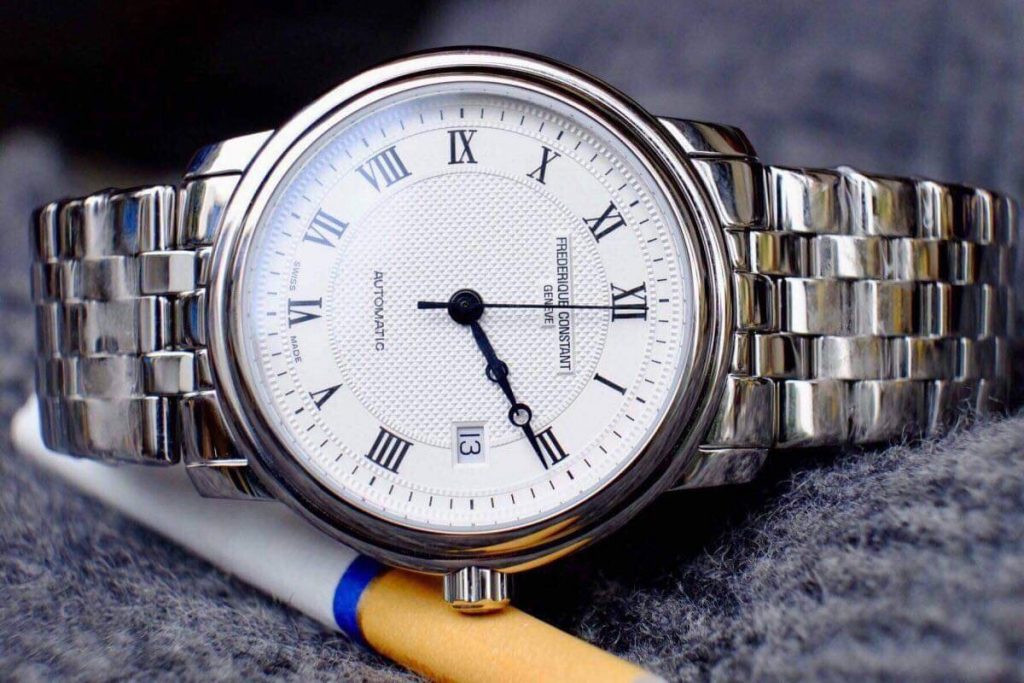 Quầy trưng bày các mẫu đồng hồ Frederique Constant chính hãng tại Đà Nẵng