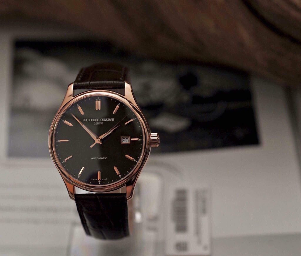 Nội thất cửa hàng bán đồng hồ chính hãng Đà Nẵng, trưng bày Frederique Constant