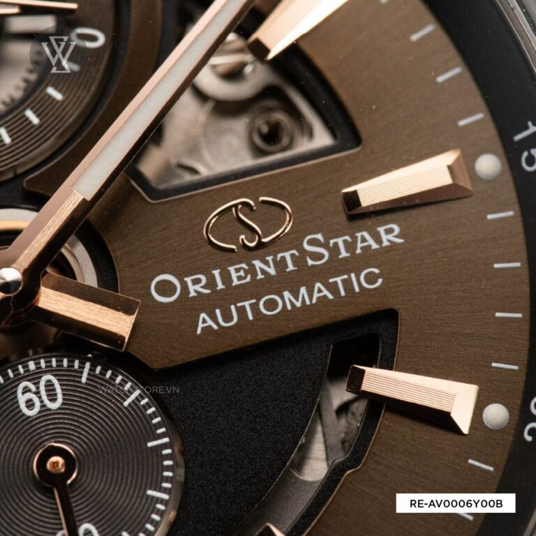 Đồng hồ Orient Star với bộ máy lộ cơ và vỏ thép không gỉ
