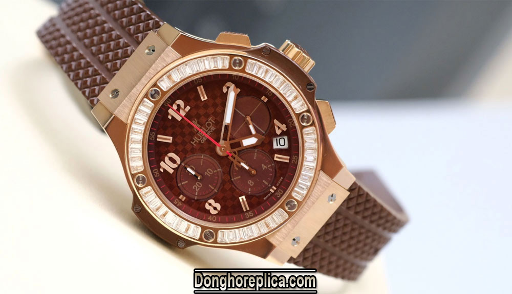 Đồng hồ Hublot nữ dây cao su phù hợp với nhiều size