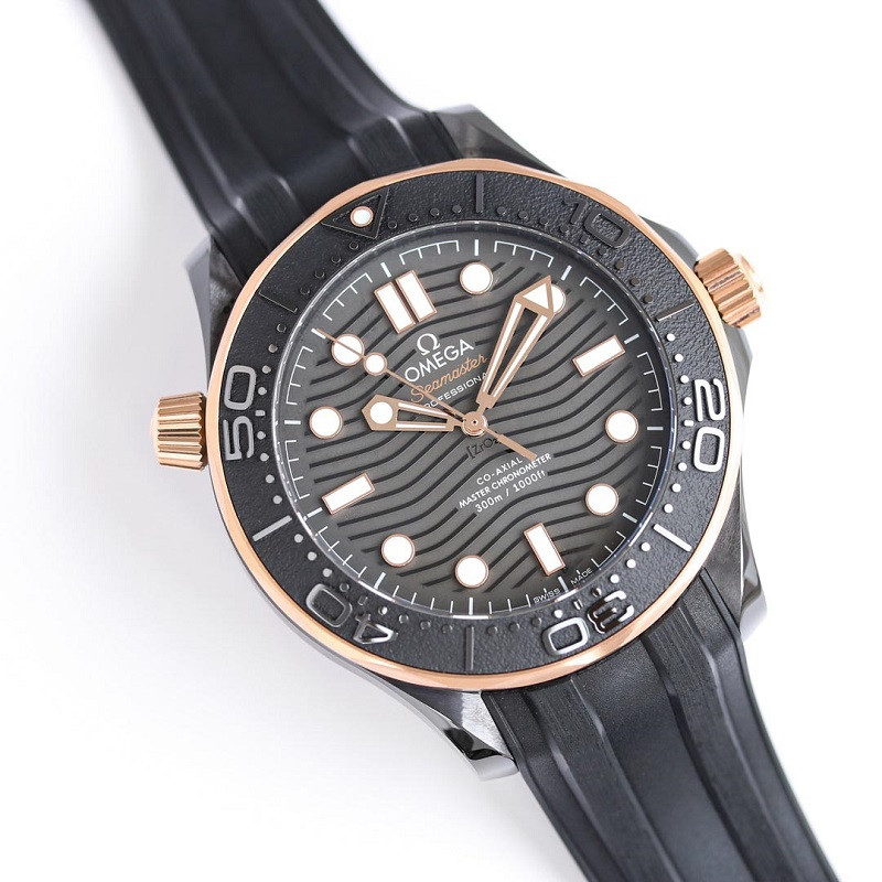 :sự khác biệt giữa dây cao su và dây da đồng hồ omega