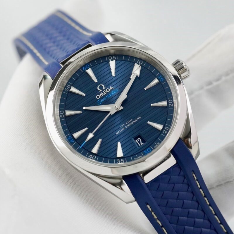 :ai nên lựa chọn đồng hồ omega dây cao su cho phong cách thể thao