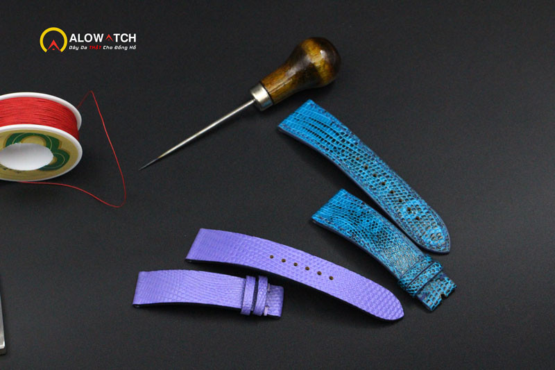 Dây đồng hồ da kỳ đà với họa tiết độc đáo