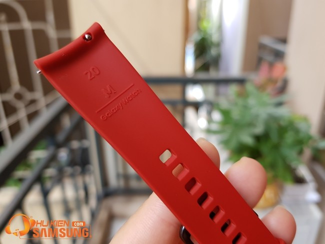 Dây đồng hồ silicon 20mm chính hãng phù hợp với mọi kích cỡ tay