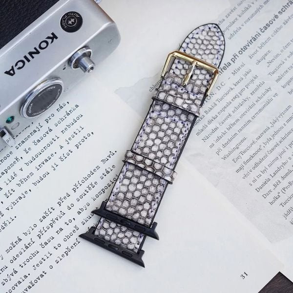 Dây đồng hồ Apple Watch da kỳ đà handmade, màu trắng cá tính