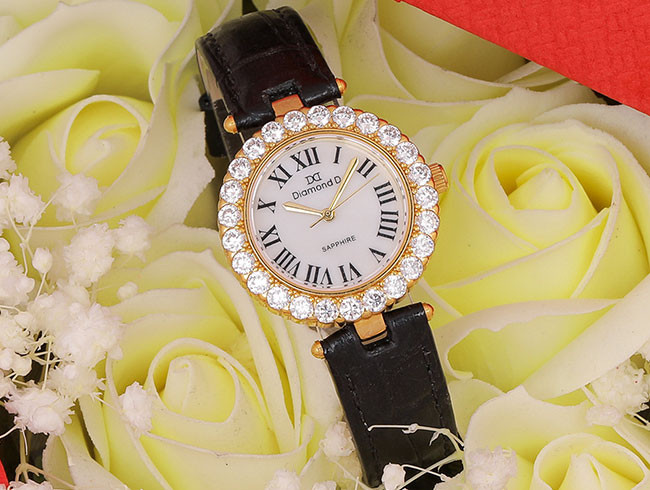 Đồng hồ nữ Diamond D DM63055IG-B, thiết kế sang trọng với mặt kính sapphire
