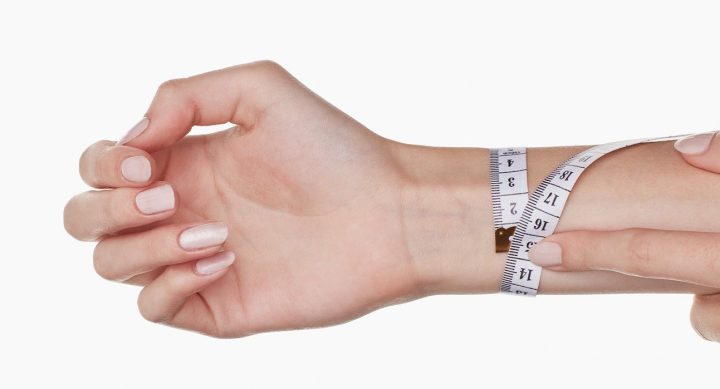Hướng dẫn đo chu vi cổ tay để chọn dây đồng hồ Nato chính hãng vừa vặn