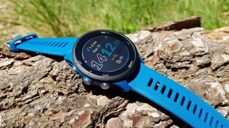 Garmin nổi tiếng với các sản phẩm đồng hồ đeo tay thông minh chuyên biệt cho thể thao