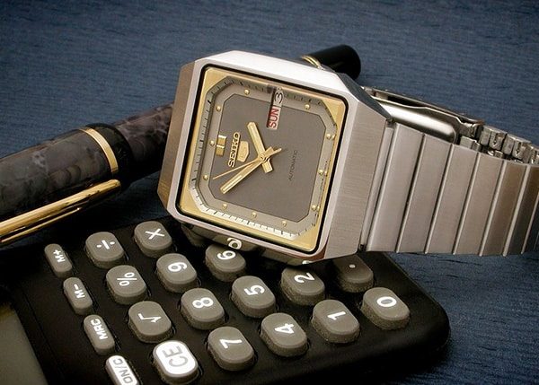 Đồng hồ Seiko Cổ giá bao nhiêu? Khám phá giá trị & kinh nghiệm mua sắm