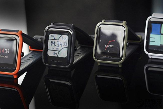 Hình ảnh đồng hồ Amazfit Bip đã cài tiếng Việt hiển thị rõ ràng