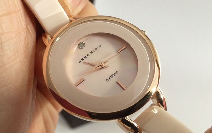 Đồng hồ Anne Klein, thương hiệu thời trang Mỹ