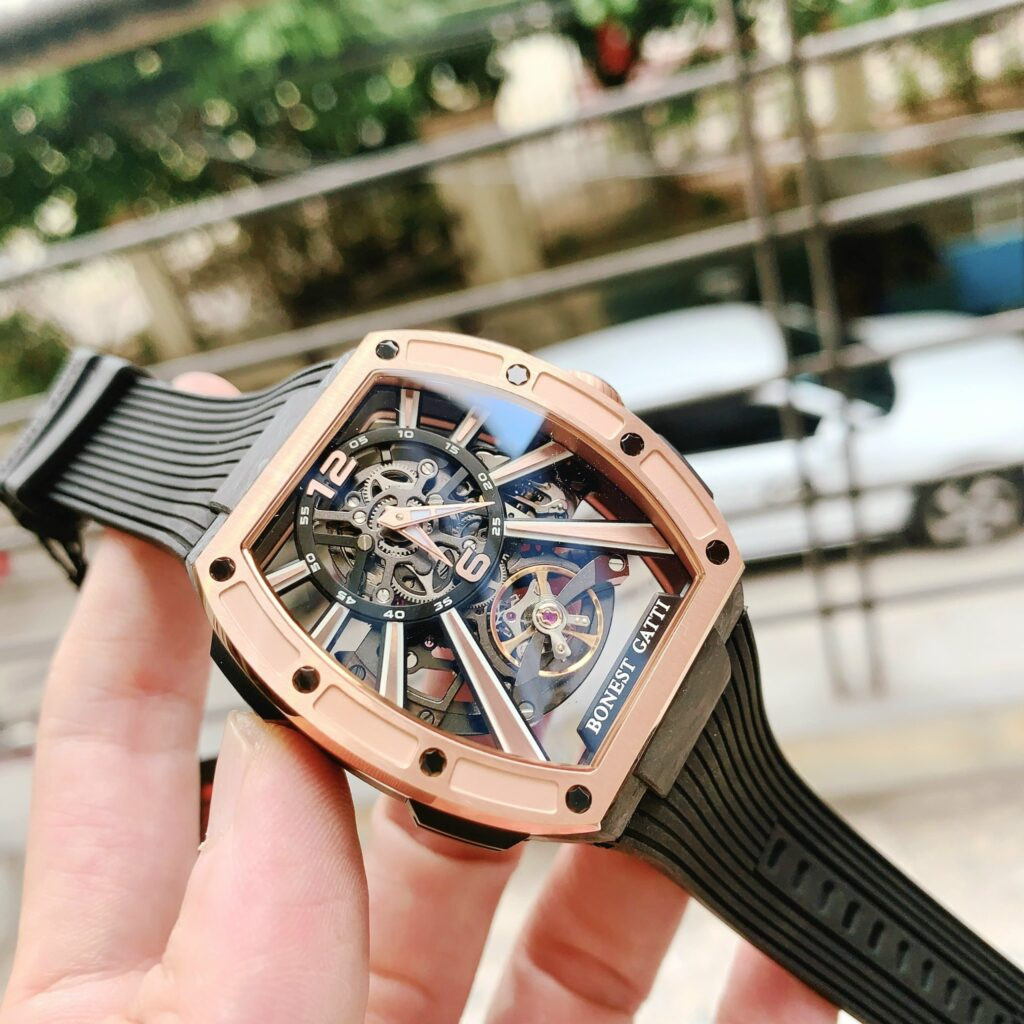 Cận cảnh bộ máy cơ lộ máy skeleton của đồng hồ Bonest Gatti 9950