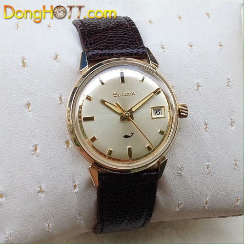 Thiết kế vỏ bọc vàng 10K của đồng hồ cổ Bulova cá heo