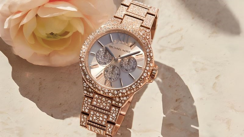 Đồng hồ Burgi của nước nào - Michael Kors phong cách