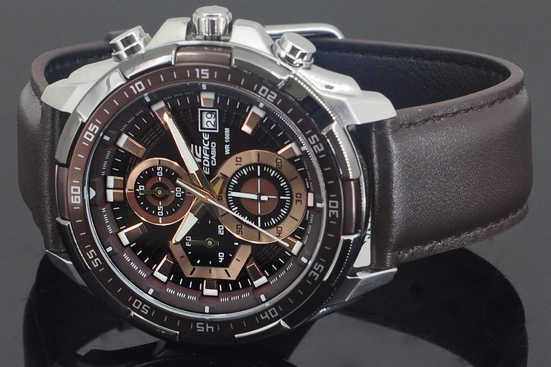 Đồng hồ Casio Edifice cao cấp, thể hiện sự sang trọng và công nghệ