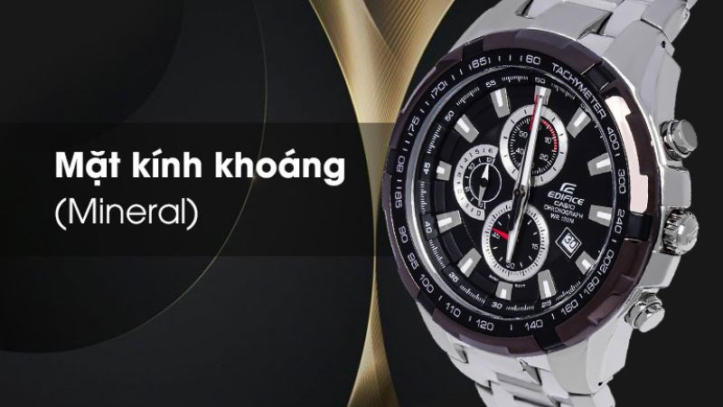 Mặt kính khoáng bền bỉ trên đồng hồ Casio Edifice EF-539D-1AVUDF, chống trầy xước hiệu quả trong sử dụng hàng ngày.