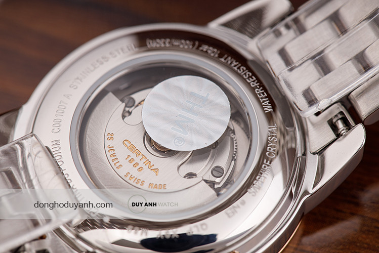 Ảnh chụp nghiêng của đồng hồ Certina DS Podium Lady C001.007.22.013.00