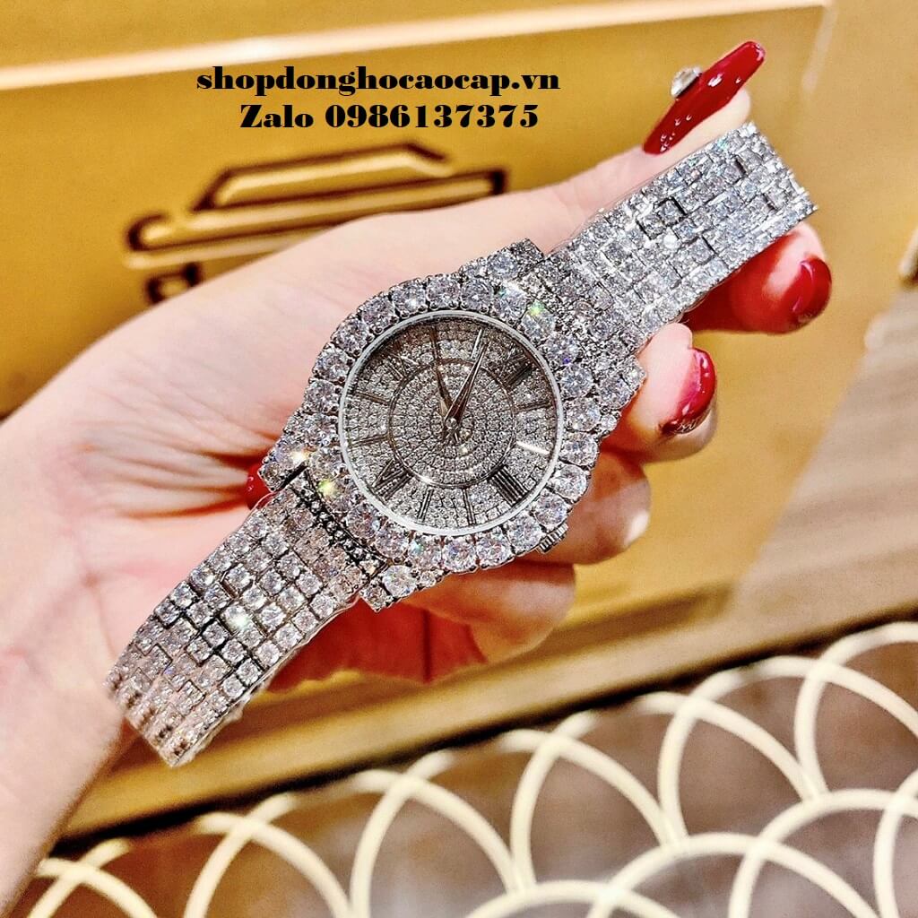 Đồng Hồ Chopard Đính Đá Dây Da: Biểu Tượng Của Sự Sang Trọng và Đẳng Cấp Vượt Thời Gian