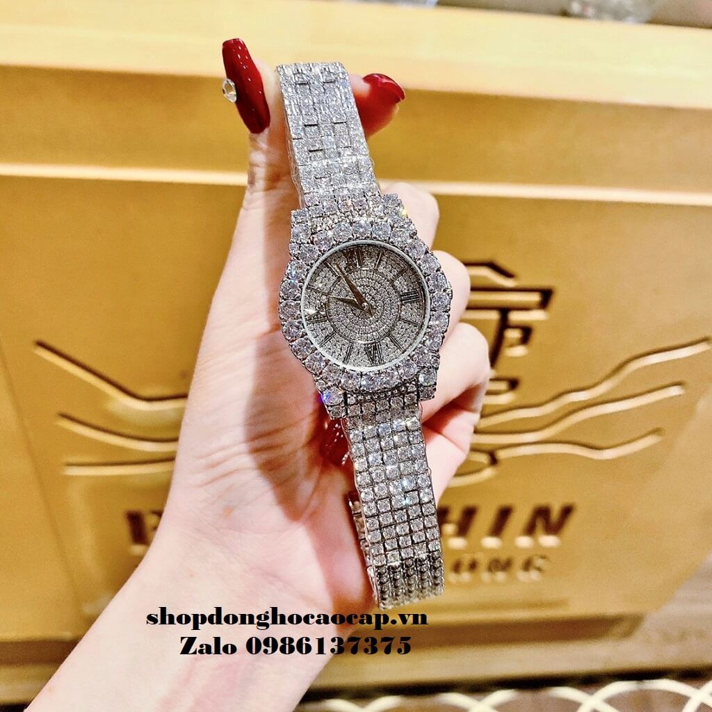 Đồng Hồ Chopard Đính Đá Dây Da: Biểu Tượng Của Sự Sang Trọng và Đẳng Cấp Vượt Thời Gian