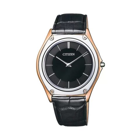 Đồng hồ Citizen mỏng nhất thế giới AR5014-04E trên tay người mẫu, thể hiện sự tinh tế và kích thước siêu mỏng.