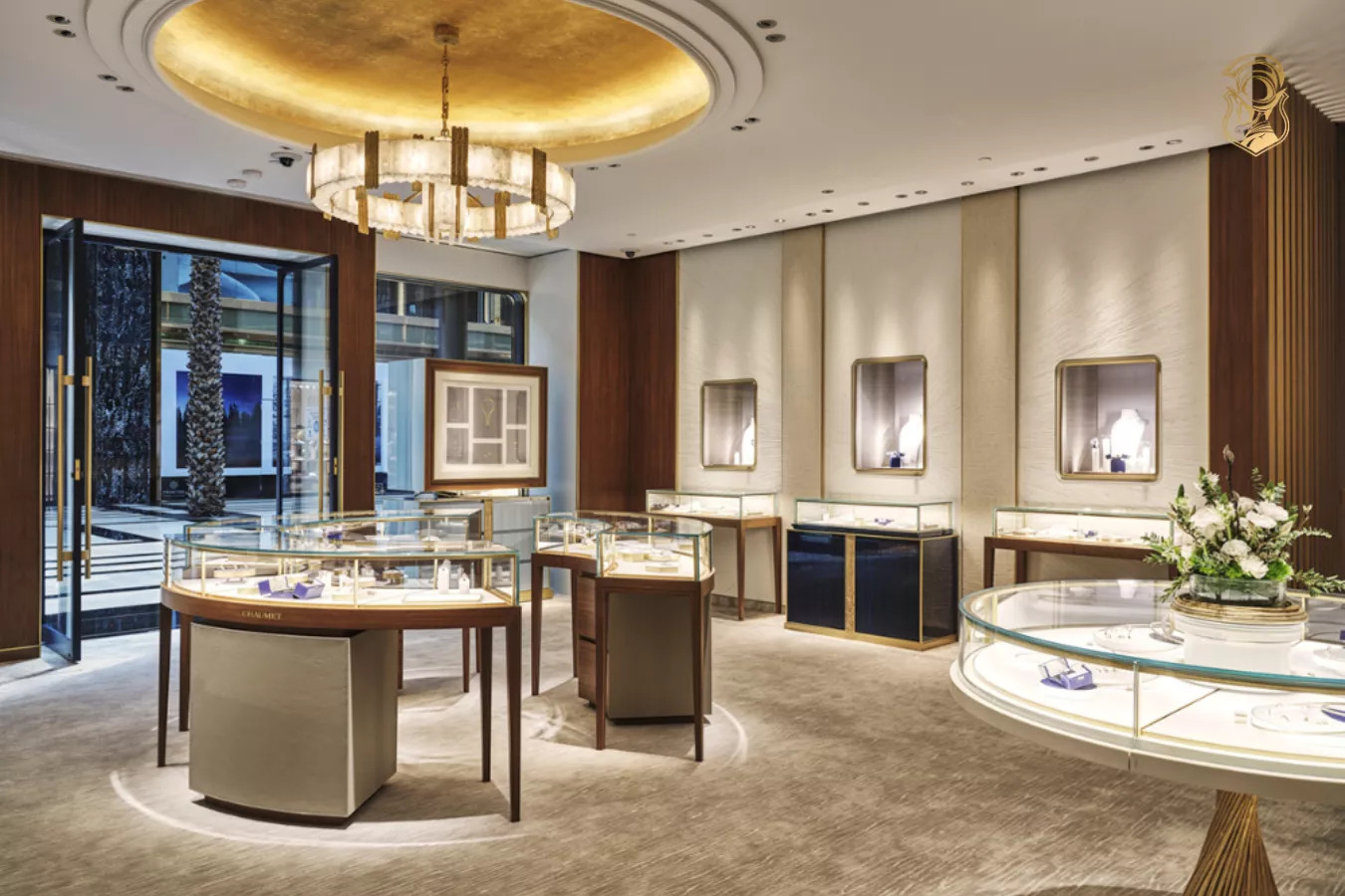 Luxshopping: Địa chỉ uy tín mua đồng hồ cơ nam đẹp chính hãng
