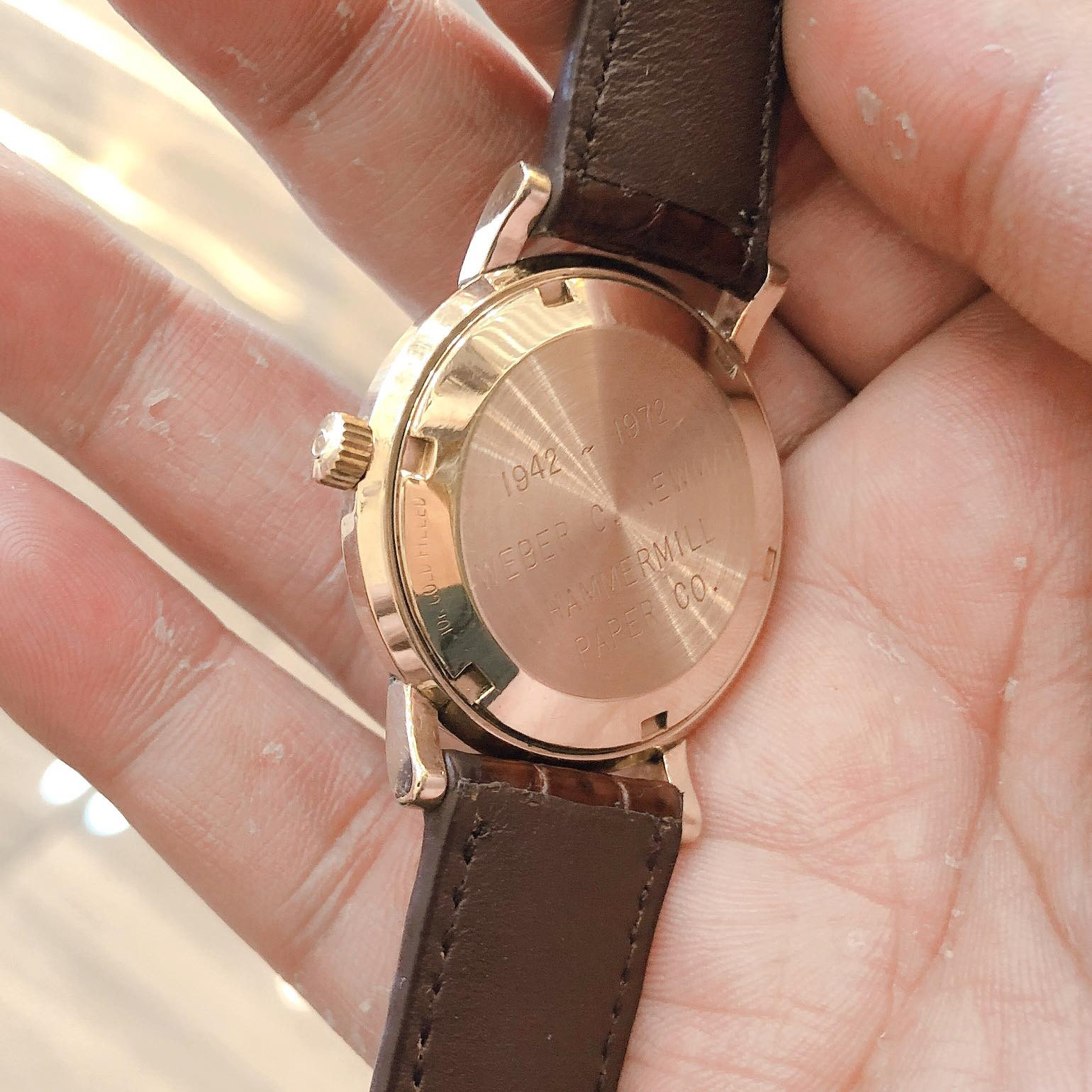 Dây da cao cấp kết hợp với đồng hồ Omega Automatic