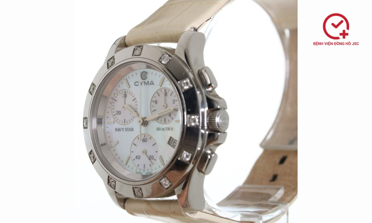 Đồng hồ Cyma Navy Star Chronograph tích hợp tính năng thể thao