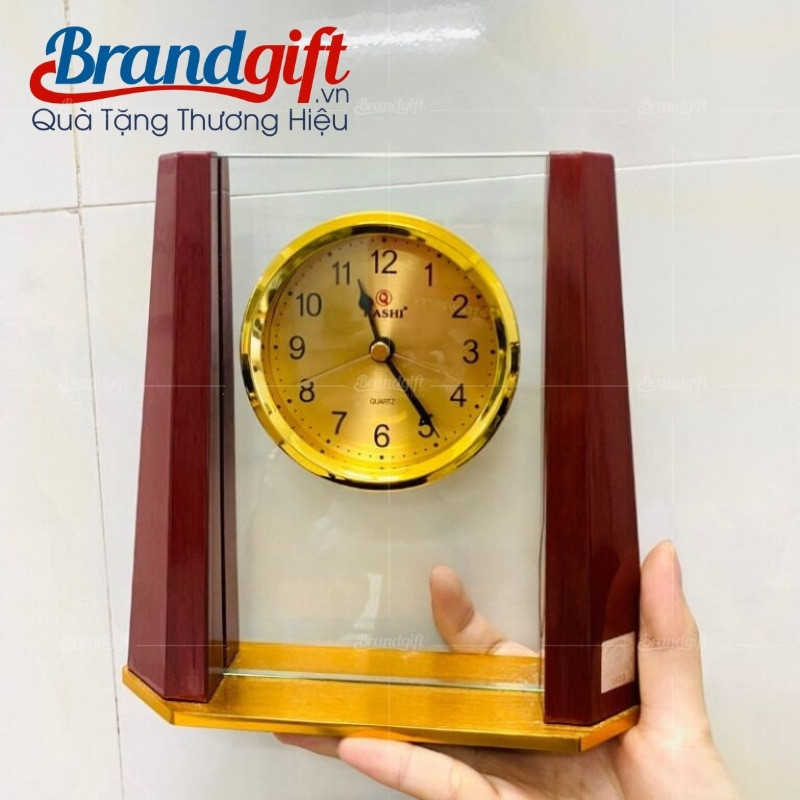Mẫu đồng hồ để bàn Kana chất lượng cao, kiểu dáng linh hoạt