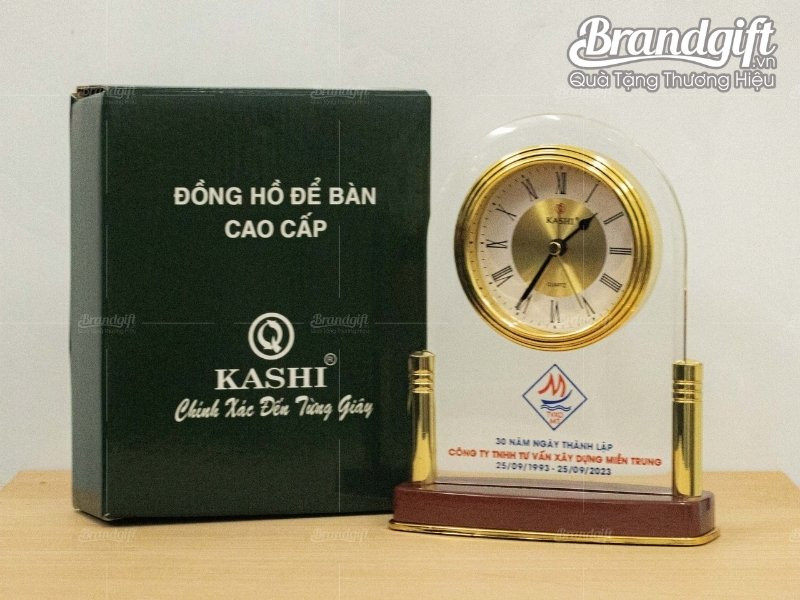 Đồng hồ để bàn có thể in logo, giải pháp quảng bá thương hiệu hiệu quả
