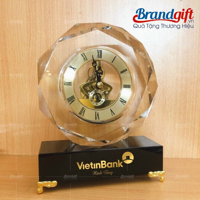 Đồng hồ để bàn in logo ngân hàng Vietinbank, quà tặng thương hiệu