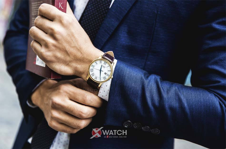 Chi tiết dây da và mặt số của đồng hồ đeo tay nam Citizen Eco-Drive BM6752-02A