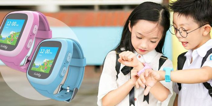 Đồng hồ định vị Kiddy Viettel được đeo trên tay trẻ em