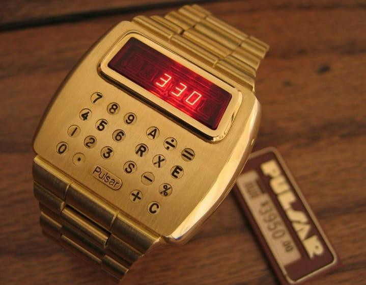 Đồng hồ Hamilton Pulsar Calculator tích hợp máy tính