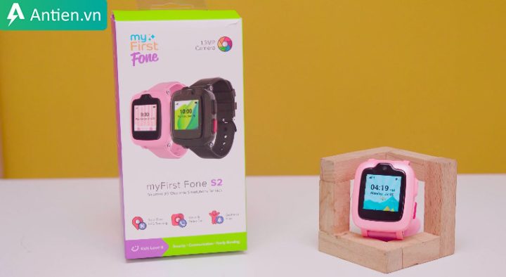 Đồng hồ định vị trẻ em Oaxis Myfirst Fone S2 với thiết kế năng động và màu sắc