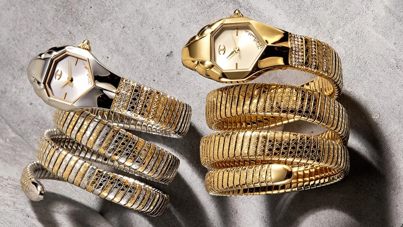 So sánh giá đồng hồ Elgin với các thương hiệu cùng tầm: Just Cavalli