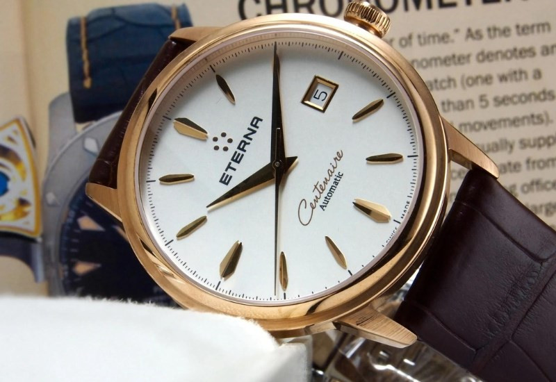 Một chiếc đồng hồ Eterna Heritage với thiết kế vintage, phản ánh câu chuyện lịch sử và kinh nghiệm của thương hiệu Eterna