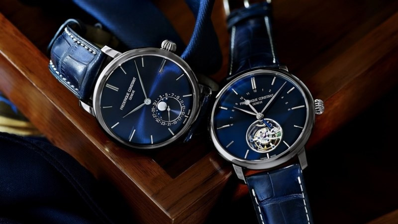Đồng hồ Frederique Constant với mặt số lộ máy, cho thấy sự tinh xảo trong chế tác đồng hồ Thụy Sĩ cao cấp