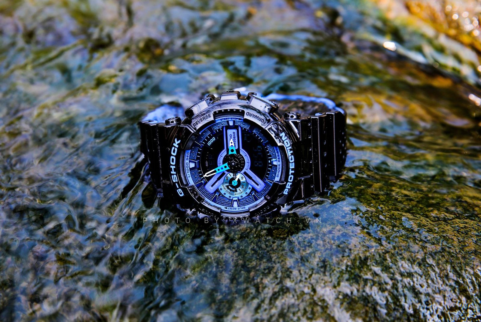 Đồng hồ G-Shock bền bỉ với khả năng chống nước 100M, minh họa cho sự tin cậy của các hãng đồng hồ thể thao nổi tiếng